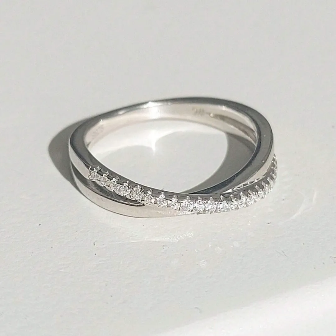 /public/photos/live/Criss Cross Moissanite Eternity Wedding Band 440 (4).webp